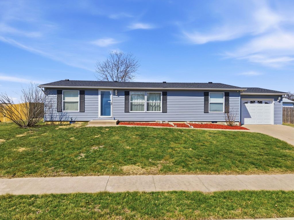 5041 JASMINE WAY, Columbia, MO 65202