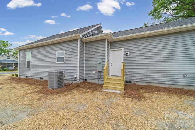 206 Legrand Street, Cheraw, SC 29520