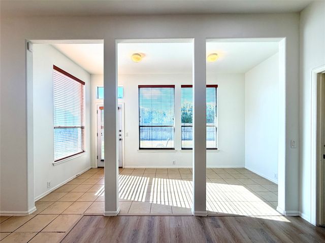 2811 Barco, Grand Prairie, TX 75054