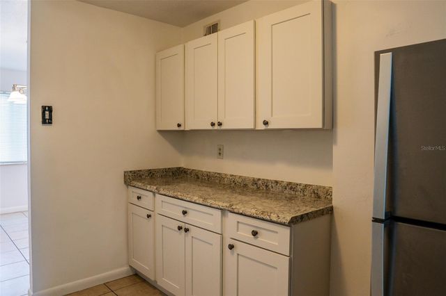 2323 HUNTINGTON GREEN COURT 5, Orlando, FL 32839