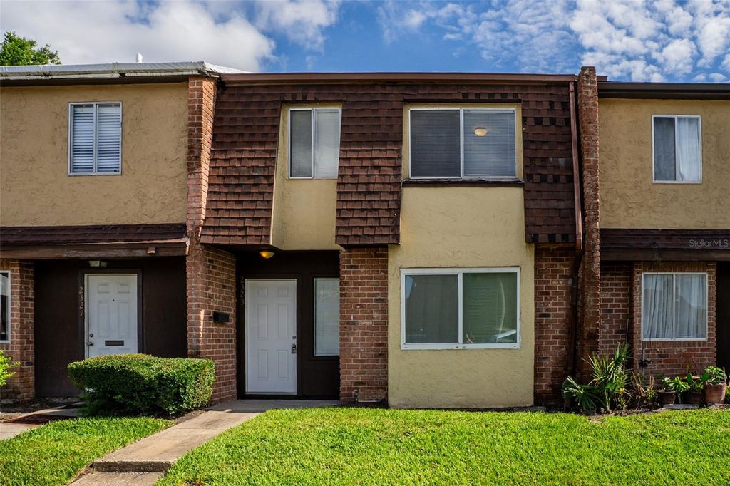 2323 HUNTINGTON GREEN COURT 5, Orlando, FL 32839