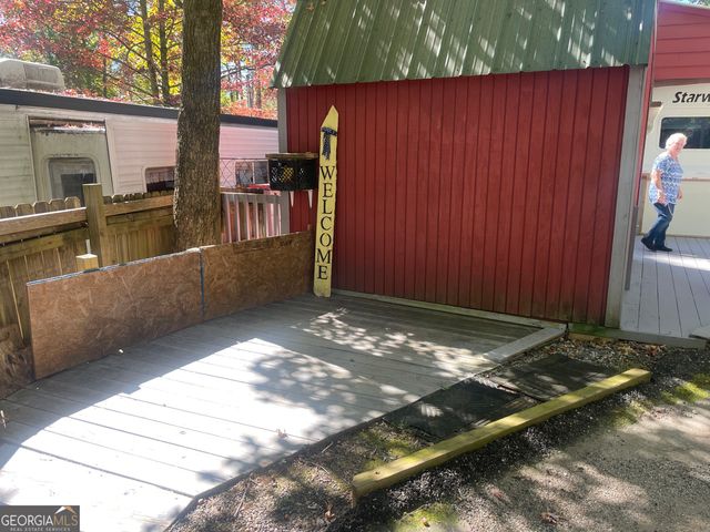 19 Yogi Bear Boulevard B29, Cleveland, GA 30528