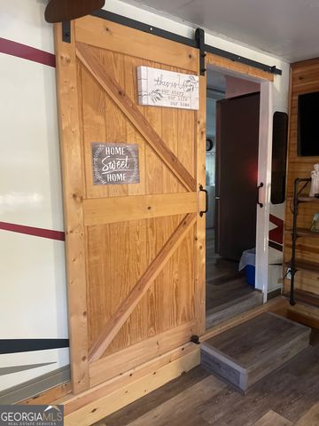 19 Yogi Bear Boulevard B29, Cleveland, GA 30528