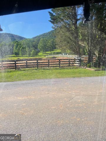 19 Yogi Bear Boulevard B29, Cleveland, GA 30528