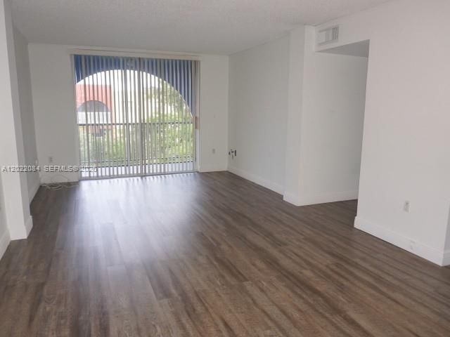 12365 SW 18th Ter 203, Miami, FL 33175
