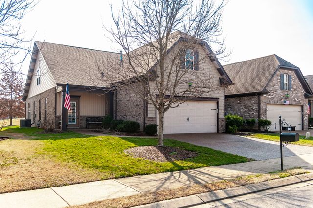 110 Trenton Ln, Hendersonville, TN 37075