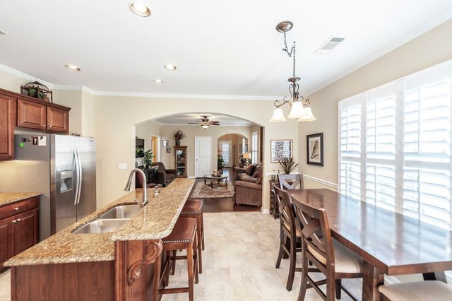 110 Trenton Ln, Hendersonville, TN 37075