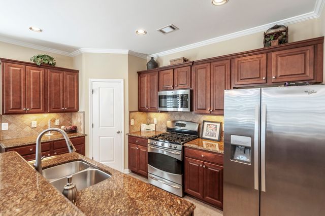 110 Trenton Ln, Hendersonville, TN 37075