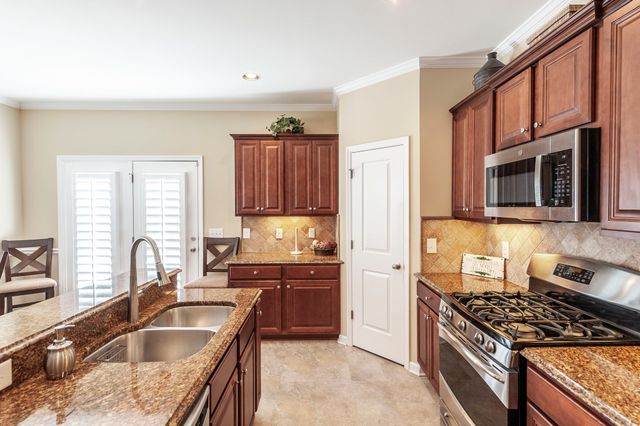 110 Trenton Ln, Hendersonville, TN 37075