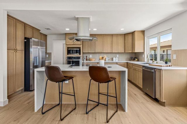 12615 Senda Acantilada, San Diego, CA 92128