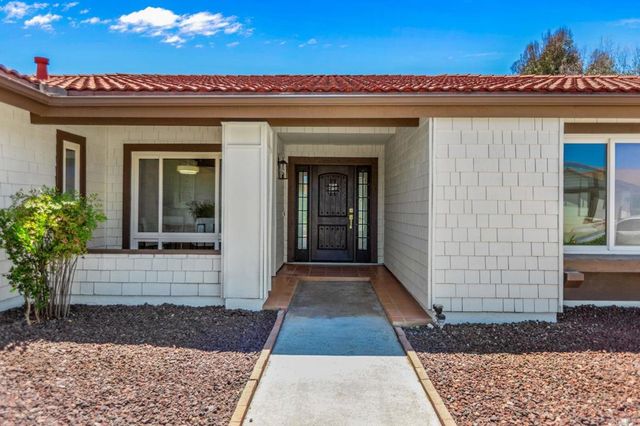 12615 Senda Acantilada, San Diego, CA 92128
