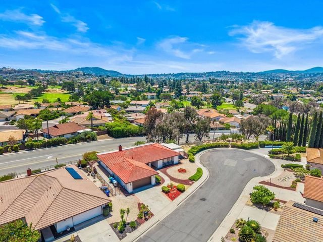 12615 Senda Acantilada, San Diego, CA 92128