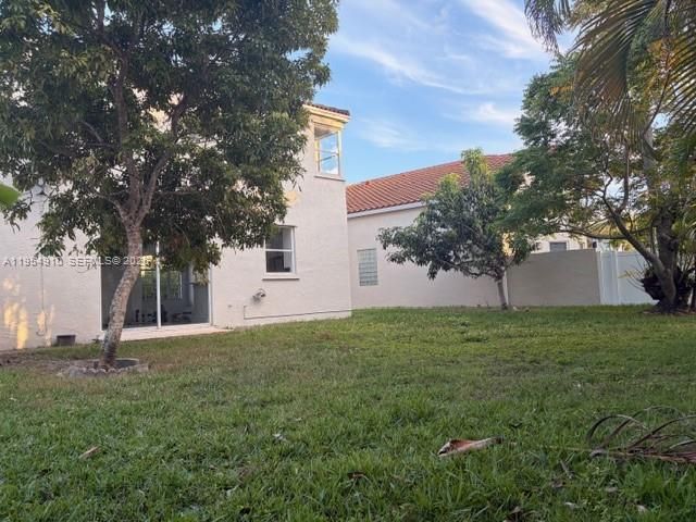 318 NW 153rd Ave, Pembroke Pines, FL 33028