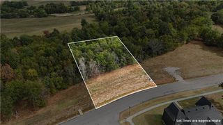 3467 N Sweet Caddo Hill, Fayetteville, AR 72704