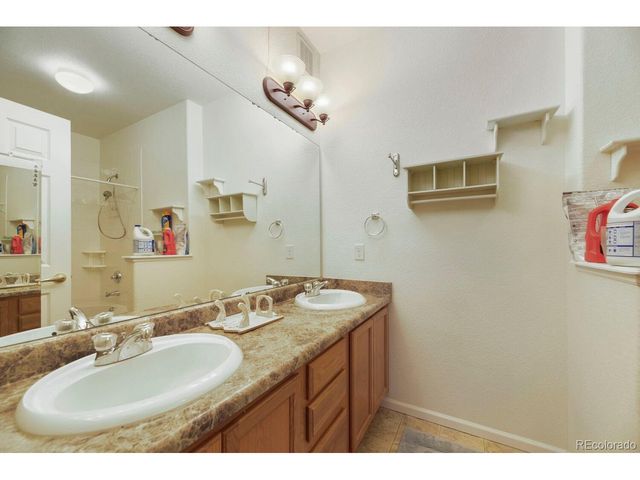 15700 E Jamison Dr 2-206, Englewood, CO 80112