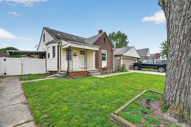 13121 Backus Street, Southgate, MI 48195