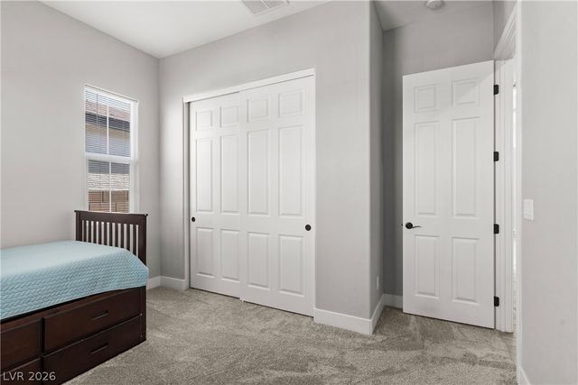 117 Barton Bay Avenue, North Las Vegas, NV 89031