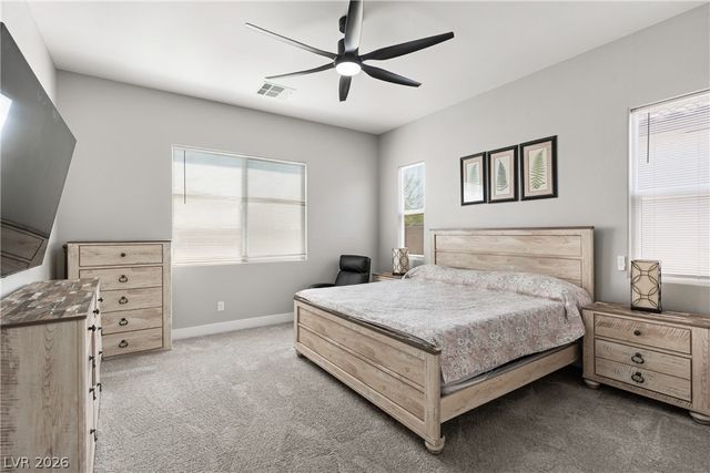 117 Barton Bay Avenue, North Las Vegas, NV 89031