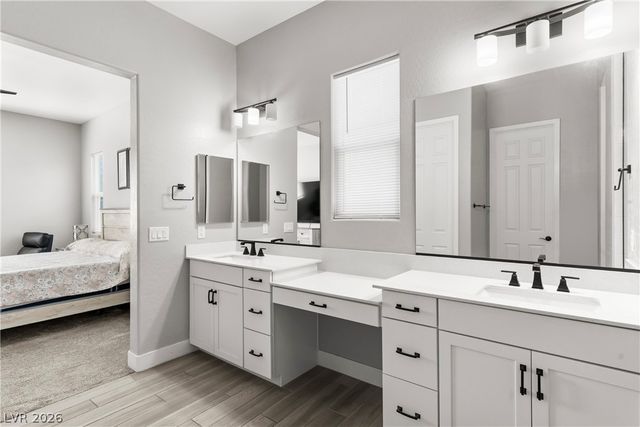 117 Barton Bay Avenue, North Las Vegas, NV 89031