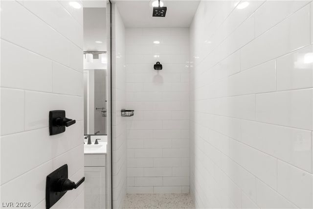 117 Barton Bay Avenue, North Las Vegas, NV 89031