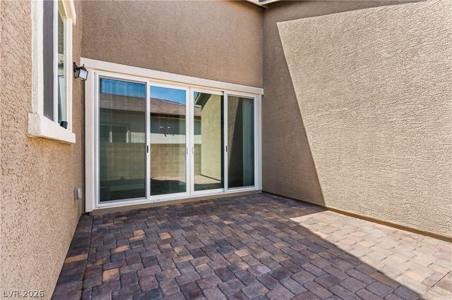 117 Barton Bay Avenue, North Las Vegas, NV 89031