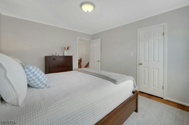 30 Coachlight Dr, Chatham Twp., NJ 07928