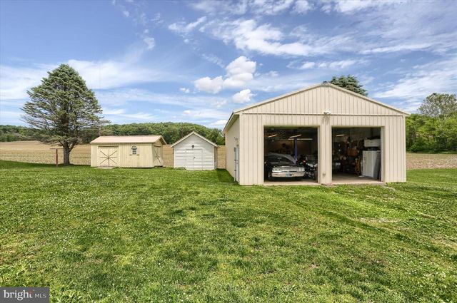 95 PAWNEE LN, Halifax, PA 17032