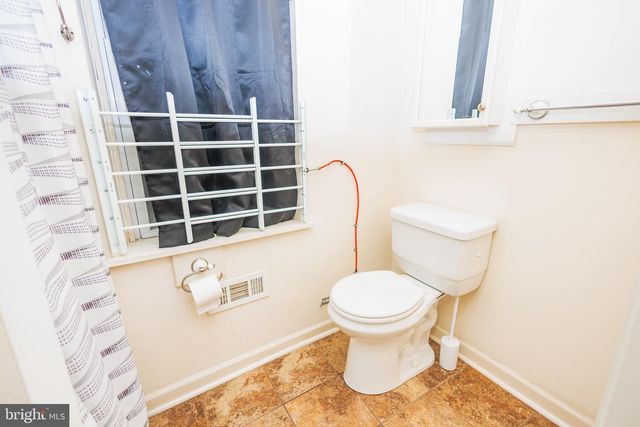 1713 FONTAIN ST, Philadelphia, PA 19121