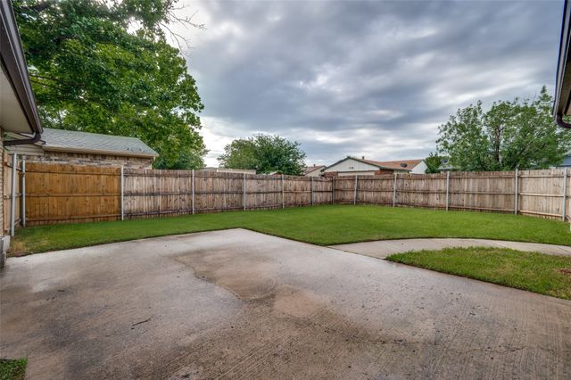 4913 Wagner Drive, The Colony, TX 75056