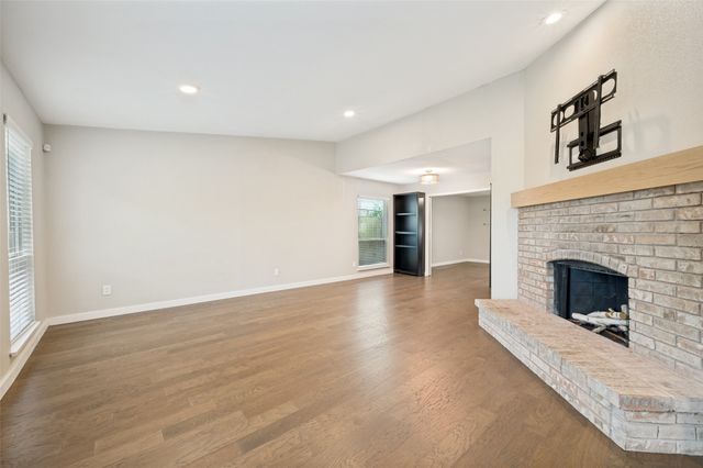 4913 Wagner Drive, The Colony, TX 75056