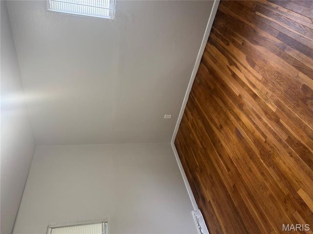 104 Glen Garry Road, St Louis, MO 63137