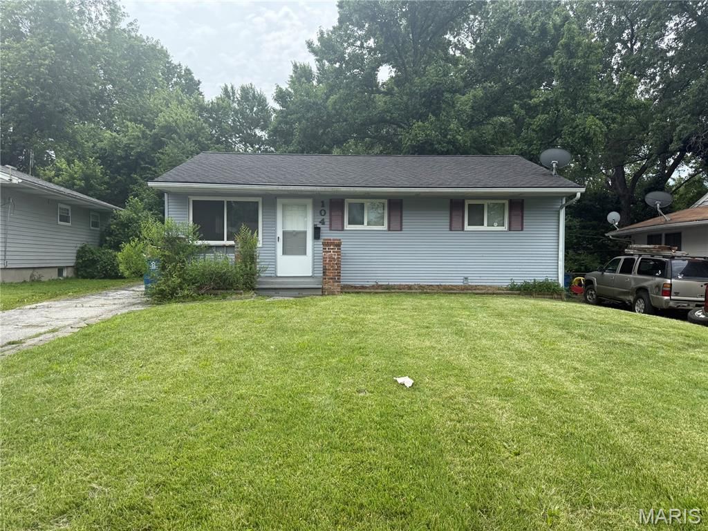 104 Glen Garry Road, St Louis, MO 63137