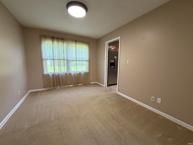 2155 W Westholme Drive, Marion, IN 46952