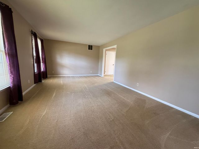 2155 W Westholme Drive, Marion, IN 46952