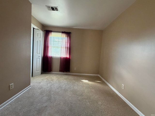 2155 W Westholme Drive, Marion, IN 46952