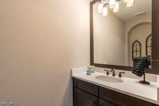 16375 Viansa WAY 102, Naples, FL 34110