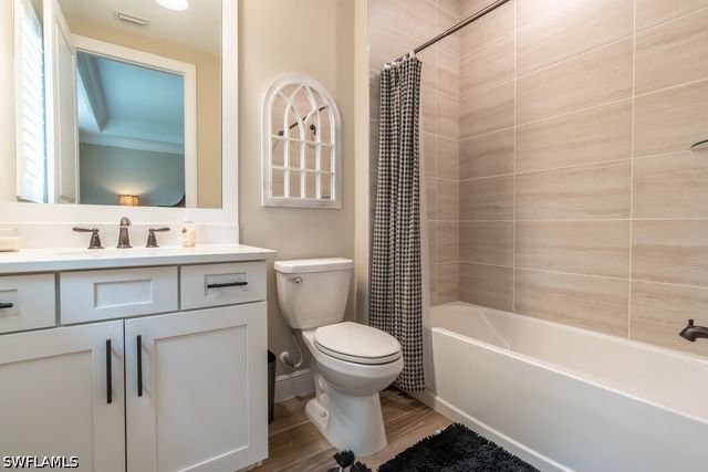 16375 Viansa WAY 102, Naples, FL 34110