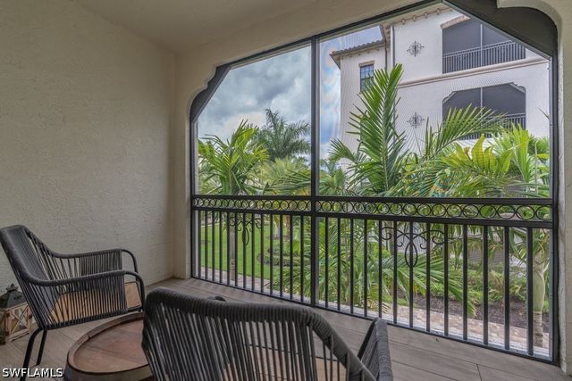 16375 Viansa WAY 102, Naples, FL 34110