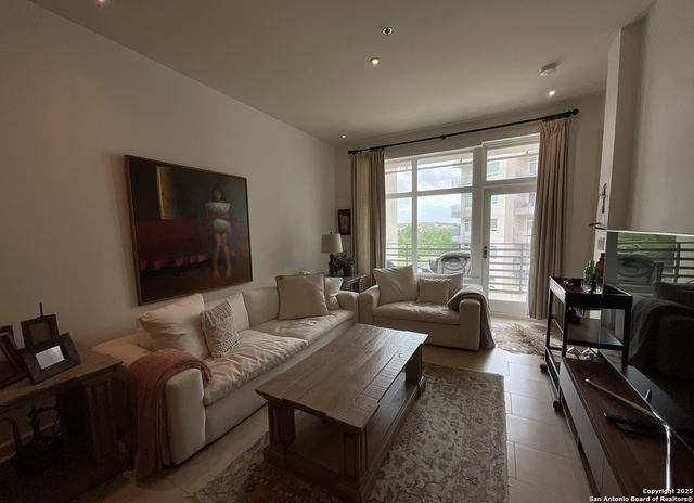 17902 La Cantera Pkwy Unit 303, San Antonio, TX 78257
