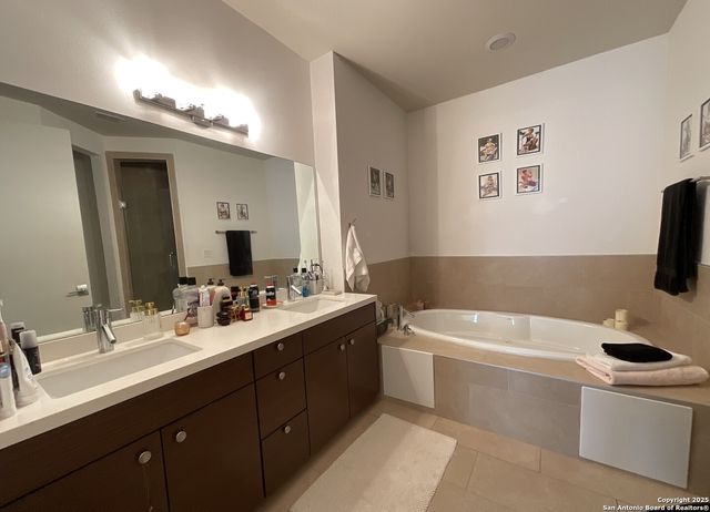 17902 La Cantera Pkwy Unit 303, San Antonio, TX 78257