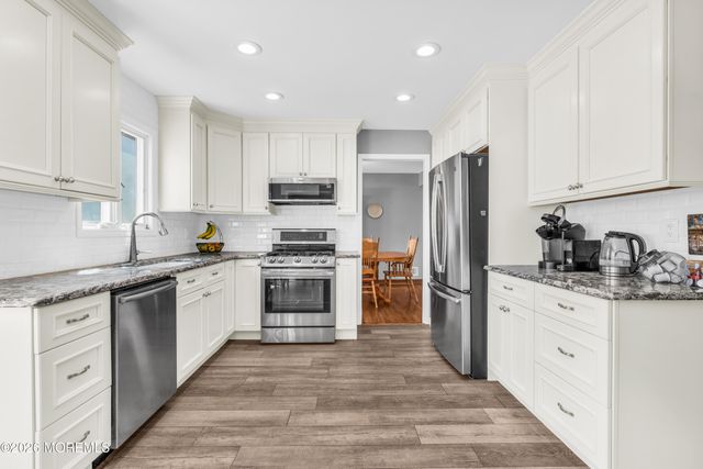 11 Benet Drive, Morganville, NJ 07751