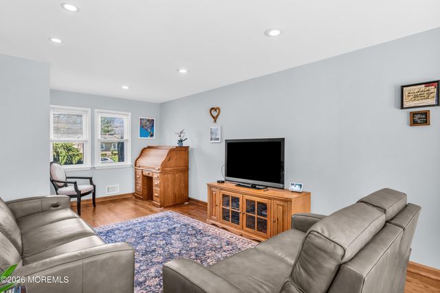 11 Benet Drive, Morganville, NJ 07751
