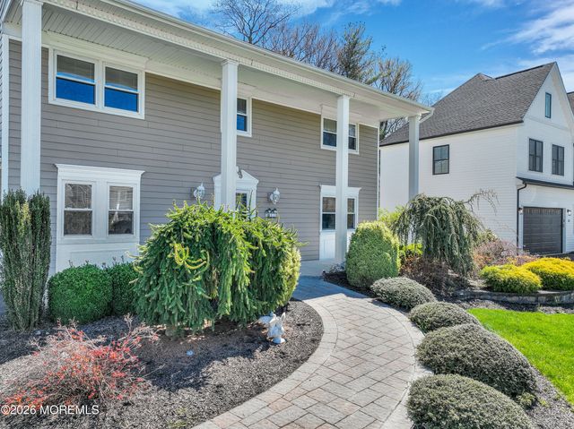 11 Benet Drive, Morganville, NJ 07751
