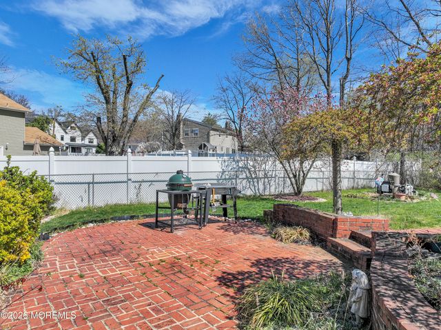 11 Benet Drive, Morganville, NJ 07751