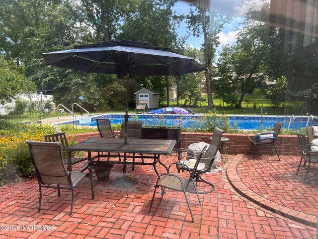 11 Benet Drive, Morganville, NJ 07751