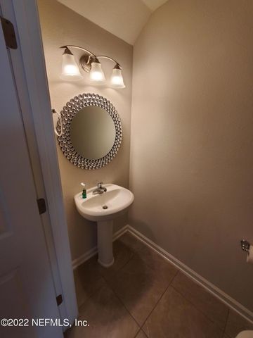 2824 SHANGRI LA Drive, Jacksonville, FL 32233