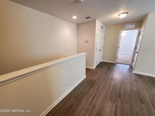 2824 SHANGRI LA Drive, Jacksonville, FL 32233