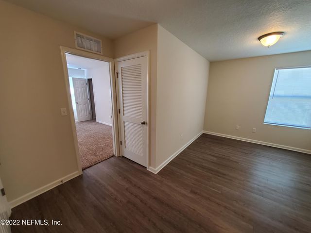 2824 SHANGRI LA Drive, Jacksonville, FL 32233