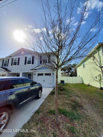 2824 SHANGRI LA Drive, Jacksonville, FL 32233