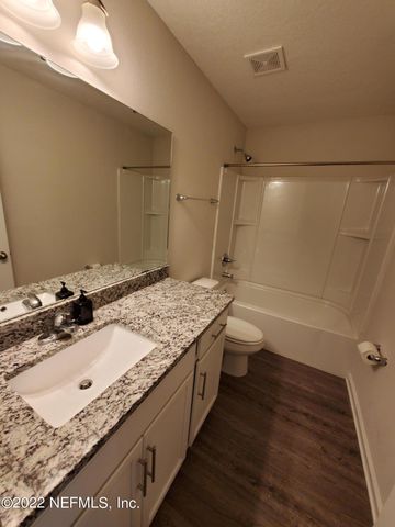 2824 SHANGRI LA Drive, Jacksonville, FL 32233